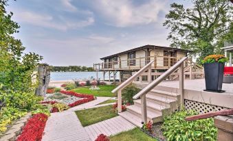Riverfront Algonac Home w/ Shared Backyard! - Housity