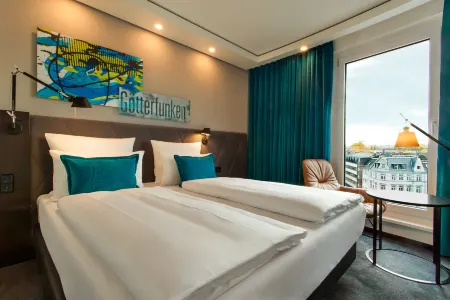 Motel One Bonn-Beethoven Отели рядом с достопримечательностью «Beethovenhalle Bonn»
