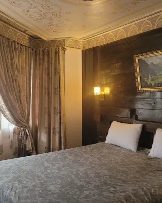 La Bottega Hôtel Hôtels à proximité de : SOCIETE Hedi OUERSIGHNI & Fils