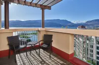 Delta Hotels Grand Okanagan Resort - Mountain view