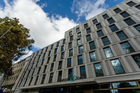 Motel One Köln-Neumarkt