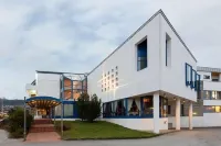 Scandic Sunnfjord Hotel & Spa Hotel di 