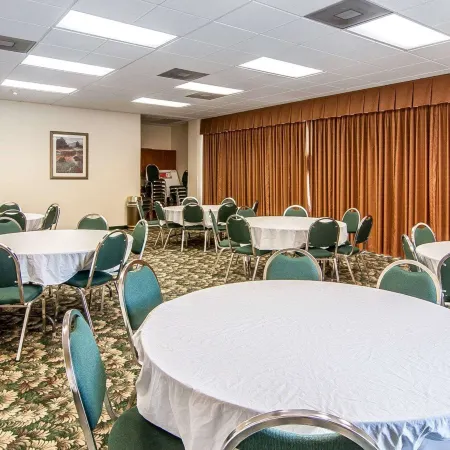 Quality Inn Downtown Convention Center