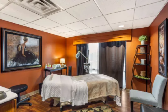 Best Western Plus Intercourse Village Inn Suites