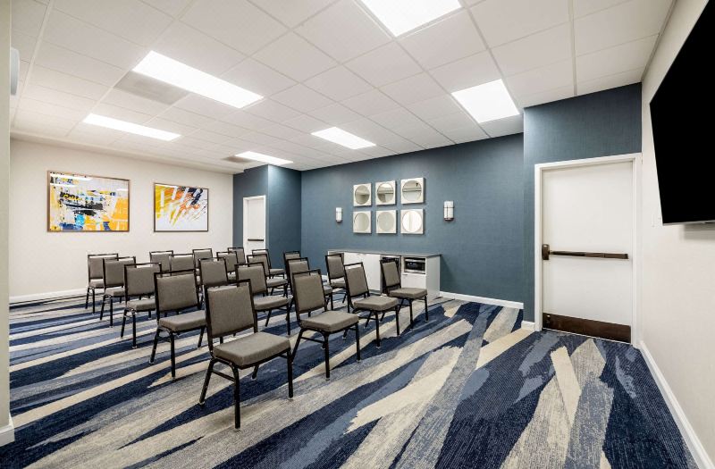 Comfort Suites Chesapeake - Norfolk photo 4
