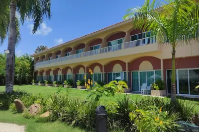 Embassy Suites Los Marlins And Golf Resort