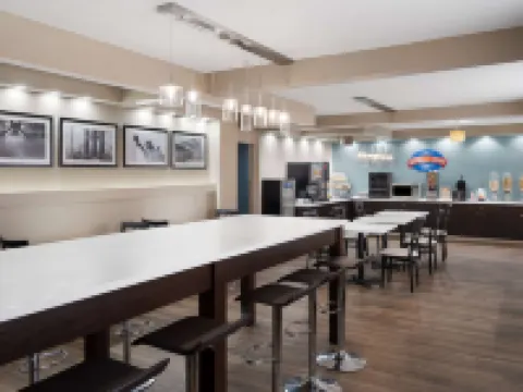 Baymont by Wyndham Boardman Hotels in Boardman Township