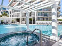 Mantra Coolangatta Beach فنادق في Coolangatta