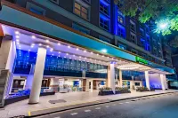 Holiday Inn Express Rosario فنادق في 