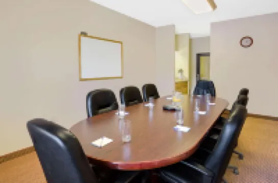 เบย์มอนท์ บายวินด์แฮม สนามบินทูซอน