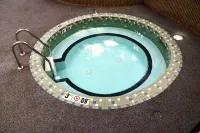 Ramada by Wyndham Alpena Hotel & Conference Center - spa