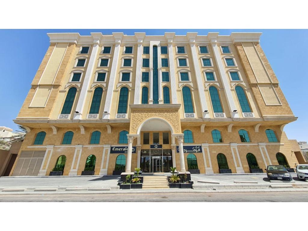Sunday Emerald Hotel