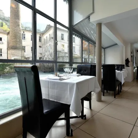 Hotel Restaurant du Parc en Bord de Rivière