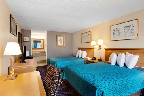 Days Inn by Wyndham Lafayette Near Lafayette Airport Hotels in Broussard