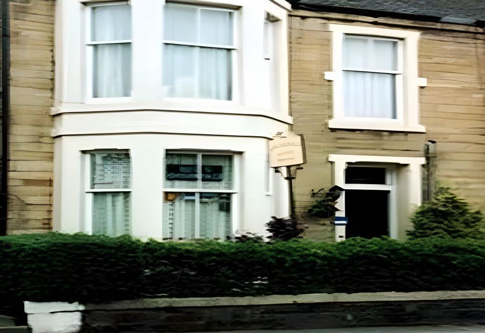 Hotel CruachanOver view