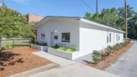 Charming 2 Bedroom, 1 Bath Duplex Just Blocks from the Beautiful Beachfront - 3-Star