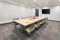 Aloft Cincinnati West Chester - Parkplatz
