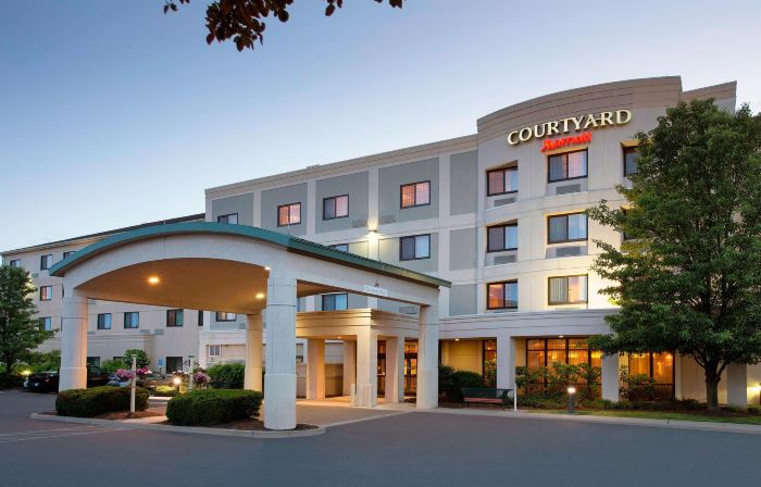 Courtyard Middletown Goshen