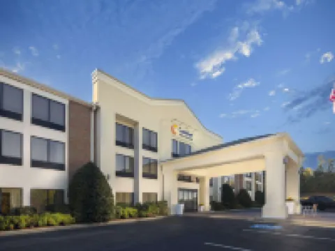 Comfort Inn & Suites Dahlonega University Area Hotels in Lumpkin County
