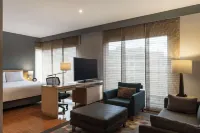 DoubleTree by Hilton Bogotá - Calle 100