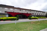 Pavilion On Northbourne Hotels in Sutton
