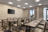 Homewood Suites by Hilton Albany Crossgates Mall - parking