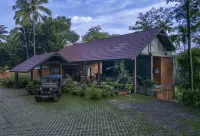 Crystal Kuruva Nature Resort & Spa - parking