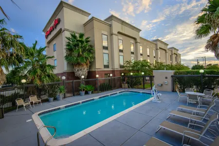 Hampton Inn Houston/Pearland Отели в г. Перлэнд