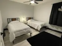 Cozy 3bed 2bath house on half ac of land mins from game time at the grounds Hotels in Cabot