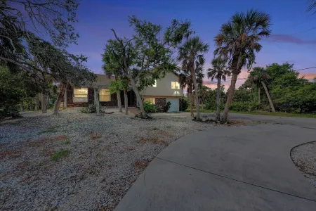 Beachside Bliss: Family-Friendly