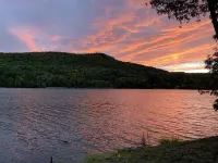 Echo Lake Paradise-Enjoy the views in any season! Hotels in Presque Isle