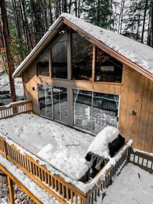 Good Friday Chalet | Walk to Village + Cranmore Mt