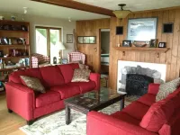 Breathtaking beach front, quiet area, close to amenities and attractions.