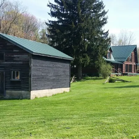 Lodge on Pine Ridge, with private 50 acres