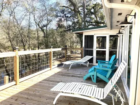 Enjoy semi-seclusion on the beautiful Suwannee River
