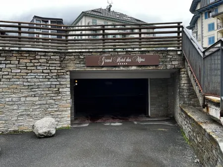Hyper Centre Chamonix Mont Blanc Отели рядом с достопримечательностью «SKIMIUM AIGUILLE DU MIDI»