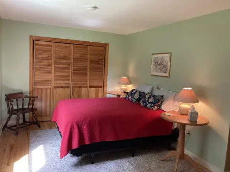 Family-Friendly Home In Coastal Maine