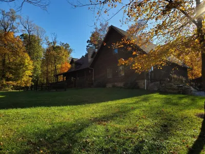 Spring Acre Log Cabin Hotel in zona Leaman's Place Covered Bridge