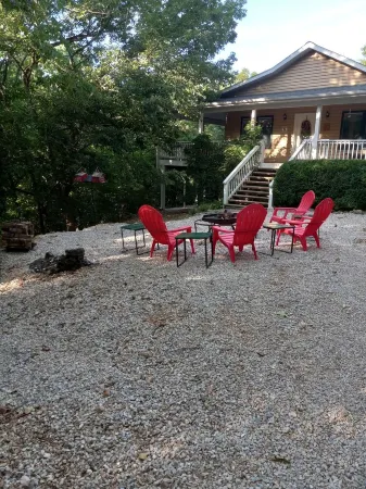 Private Scenic Ozark Mountain Retreat Near Beautiful Current River; Sleeps 1-10!