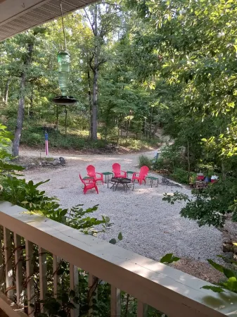 Private Scenic Ozark Mountain Retreat Near Beautiful Current River; Sleeps 1-10!
