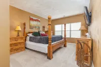 Prime Resort Location, Modern Ski/Out w/ Balcony