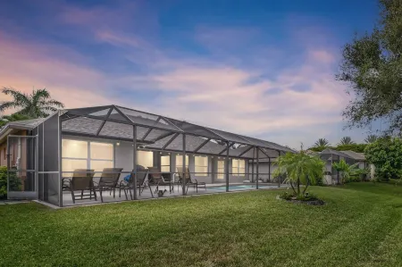 Luxury Villa Azul Naples