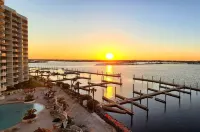 Caribe D907 Luxury Condo- Panoramic Gulf & Bay Views- Resort Amenities
