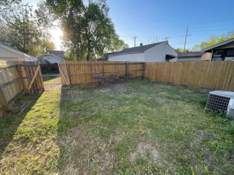 Conveniently Located Modern Bungalow