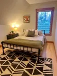 RETREAT TO A SECLUDED, SERENE MOUNTAIN LODGE