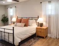 Spacious, Remodeled Home in the Heart of Hammond Hotels near Strawberry Stadium