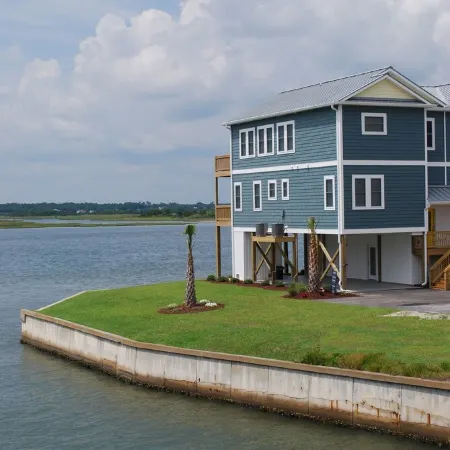 Best Views on the Island! Oceanfront, Sunsets, Boat Dock, Elevator, Pool, Fish!