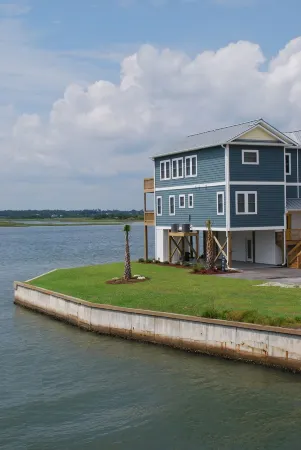 Best Views on the Island! Oceanfront, Sunsets, Boat Dock, Elevator, Pool, Fish!