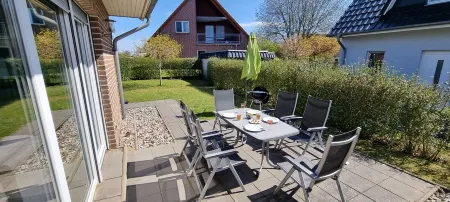 Vacation homes for up to 12 people for families, groups & friends