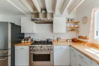 Hamptons Style Cottage